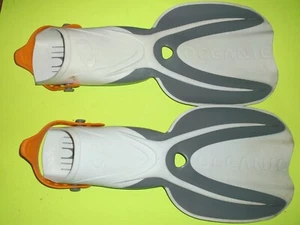 OCEANIC MANTA RAY FINS SIZE LARGE 9-13 - Picture 1 of 2