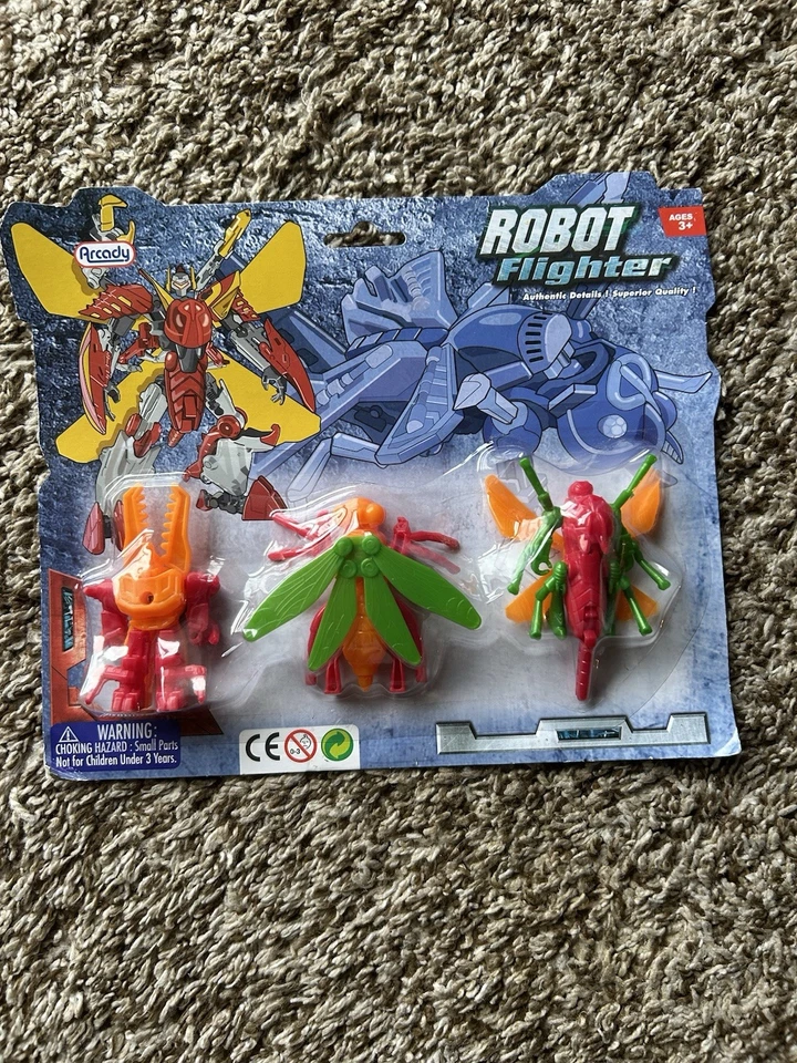 Arcady Robot Fighters knockoff versão KO de insetos estilo Transformers. - Imagem 1 de 3