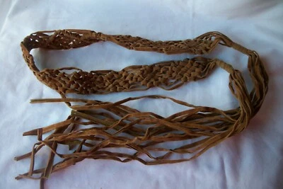 Cinturón de gamuza sintética de 60 pulgadas de largo vintage con flecos de macramé Foto 1 de 4