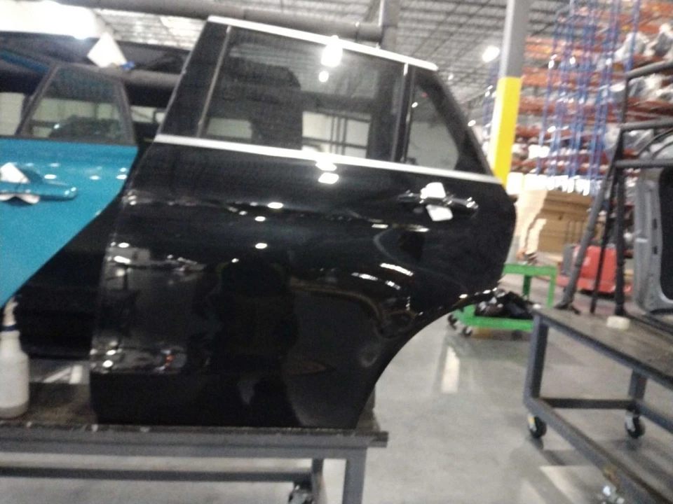 Puerta trasera del conductor 253 tipo SUV VIN G compatible con 16-22 MERCEDES CLASE GLC 426811 Foto 1 de 1