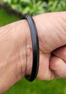 Brazalete Sarbloh Negro Kara Hierro Puro Sikh Dori Kada Heavy Singh Kaur Khalsa Z1AK - Imagen 1 de 10