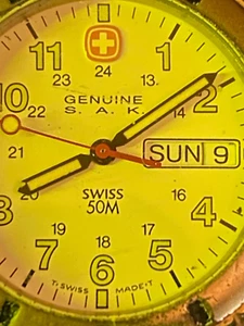 WENGER GENUINE S.A.K. SWISS 50M 096.0627 FUNZIONANTE ROVINATO PER PARTI - Foto 1 di 6