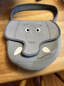 Elephant Shaped insulated lunch tote bag With Matching Freezer Ice Pack. - Picture 1 of 16