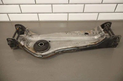 2003-2009 Hummer H2 Front Differential Carrier Mount Support Crossmember OEM - Image 1 of 4