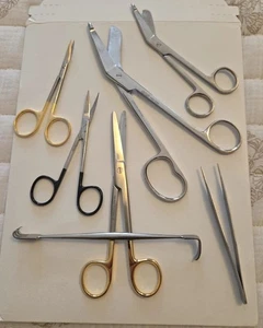 Konvolut Scheren. German Stainless And Pakistan. Chirurgische Werkzeuge scharfe Schere  - Bild 1 von 11