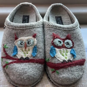 Haflinger Woman’s Comfy Indoor Pure Wool Slippers, 41 - Picture 1 of 3