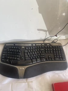 Microsoft Natural Ergonomic Keyboard 4000 v1.0 Tested Letters Faded Has Wear Pic - Picture 1 of 10