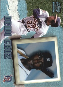 1998 (TIGERS) Pacific Invincible Platinum Blue #32 Deivi Cruz