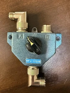 MFJ 2 Position Antenna Coax Switch MFJ-1702B Ham Radio Operators - Zdjęcie 1 z 1