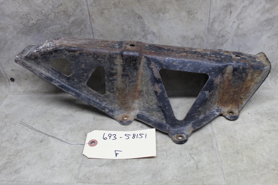 89-90 Polaris Trail Boss 250 90-91 350l OEM Cubierta protectora de cadena de transmisión trasera Foto 1 de 4