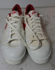 VINTAGE NIKE ALL COURT 1980 WHITE CANVAS AND RED LEATHER MENS US SIZE 13 - Picture 1 of 11