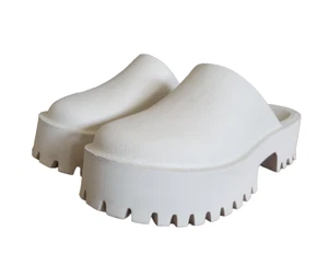 JEFFREY CAMPBELL Lugged Platform Clog Clogs slip-on Mule Cream Women's Size 7 - Picture 1 of 11