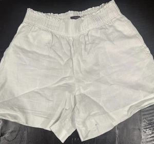 Quince White 100% Linen Shorts Sz M Elastic Waist Premium Flax 5” Inseam - Picture 1 of 7