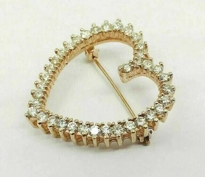 Precioso broche broche corazón diamante simulado redondo de 3 quilates enchapado en oro amarillo de 14 quilates Foto 1 de 4