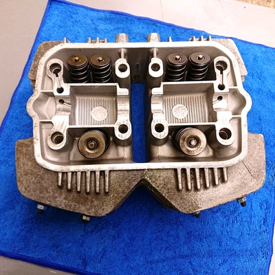 HONDA SUPERDREAM CB250N NA NB NC ORIGINAL FIT CYLINDER HEAD VERY GOOD CONDITION - Image 1 of 4