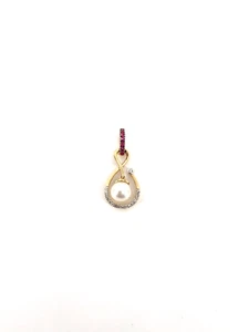 14KT Yellow Gold 2.30 Grams Diamonds, Pearl, & Rubies Pendant - Picture 1 of 13