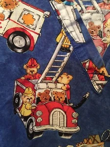 Bears In Vehicles Scrub TOP SIZE Large (MEASUREMENTS) Unbranded - Picture 1 of 8