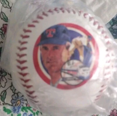 Nolan Ryan Fotoball Express To Cooperstown recuerdo béisbol sellado en bolsa Foto 1 de 3