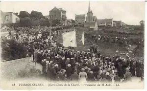 1 CPA PERROS GUIREC Notre Dame de la Clarté Procession du 15 août / Bretagne - Picture 1 of 1
