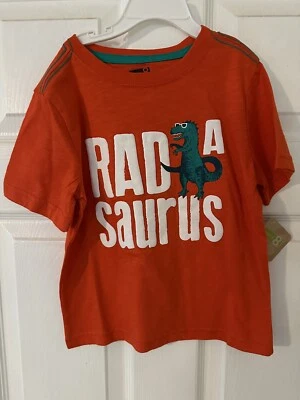 ¡NUEVO CON ETIQUETAS!  Camisa de dinosaurio Crazy talla 8 5T para niños  Foto 1 de 4