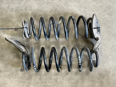 2007-2014 Cadillac Escalade Rear Left & Right Coil Shock Spring Set AWD 1464 OEM - Image 1 of 4