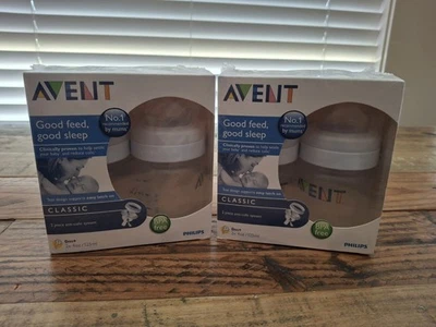 AVENT ANTI -COLIC CLASSIC  FEEDING  BOTTLE 0m+ TEAT, 125ML 2 Packs. x4 Bottles - image 1 of 4