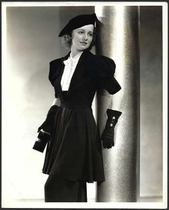 OLIVIA DE HAVILLAND VINTAGE ORIGINAL PHOTO HOLLYWOOD ACTRESS AMAZING PORTRAIT - Picture 1 of 2