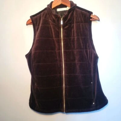 Liz Claiborne Soft Cozy Quilted Velvet Vest Womens Size L 2 Front Pockets Lined - Image 1 of 4