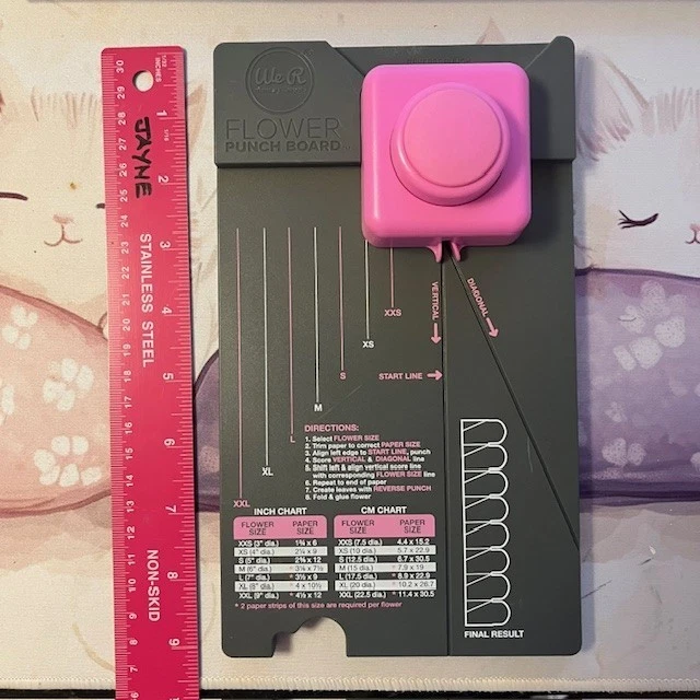 We R Memory Keepers Flower Punch Board Brand New No Box - Image 1 of 1