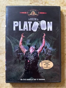 Oliver Stone PLATOON (1986) Charlie Sheen/Willem DaFoe/Tom Berenger | 2000 DVD - Picture 1 of 3