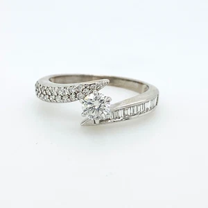 Ladies RBC & Baguette Cut Diamond Ring 18k White Gold Preloved - Picture 1 of 13