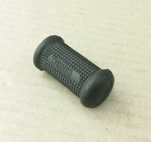 Triumph Scripted Gear Change Lever Rubber NOS, 57-0449 T449 - Bild 1 von 1