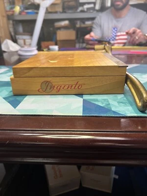 Vintage años 50 INGENTO Nº 2 cortador de papel de madera de arce mango de hierro fundido Foto 1 de 4