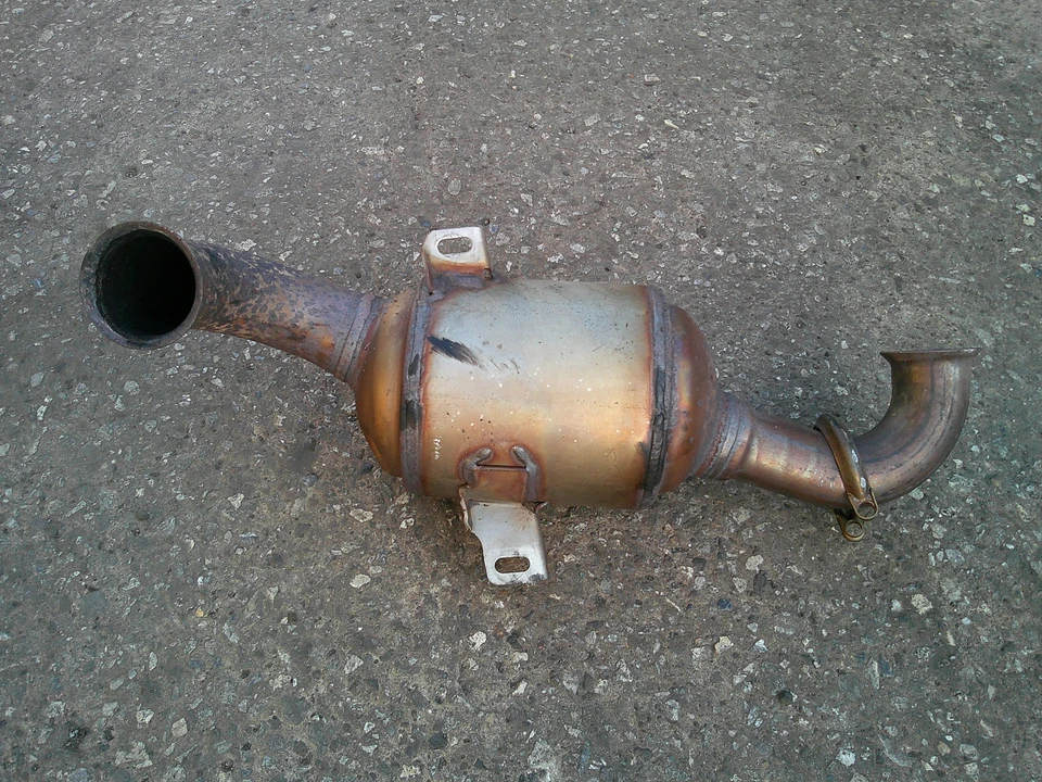 PEUGEOT PARTNER CITROEN BERLINGO CATALYTIC CONVERTER 2010-2015 1560 K536V - Image 1 of 4