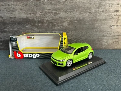VW VOLKSWAGEN SCIROCCO MKIII Scala 1/24 BBURAGO Burago modello METALLO DIE CAST - Immagine 1 di 4