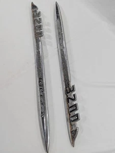 1955 CHEVROLET 3200 32 FENDER EMBLEM PAIR APACHE PATINA GM chevy truck - Picture 1 of 9