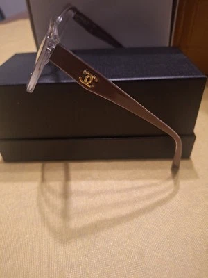 Gafas de diseño para mujer  Foto 1 de 4