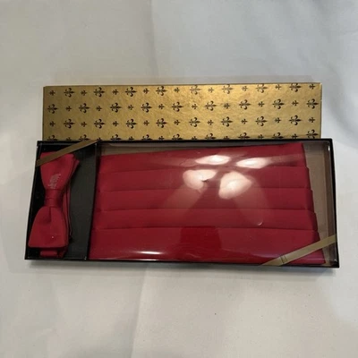 John Wanamaker Men's Bow Tie & Cummerbund Set Red Silk In Box Formal Wear - Image 1 of 4