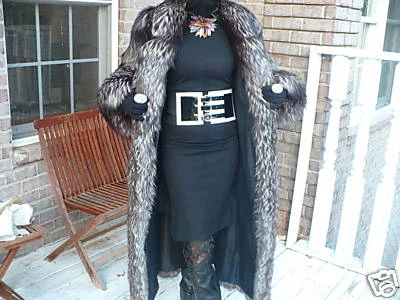 Excellent Designer  I Magnin Full Length  Silver Fox Fur Coat Jacket S-M 4-10 - Image 1 of 4