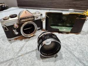 Vintage Petri Flex V 35MM Camera with Petri f55 Lens FOR PARTS OR REPAIR. - Picture 1 of 8