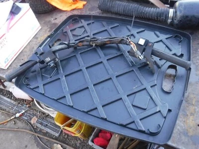 Moto de nieve Arctic Cat 650 Wildcat 1989 piezas: manillar con mucho o piezas Foto 1 de 3