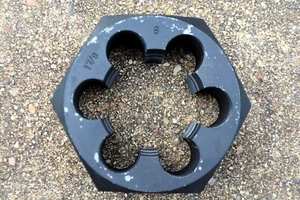 1 7/8" x 8" x 1 1/4" Kohlenstoffstahl Sechskant-Gewindeschneideisen - Bild 1 von 8