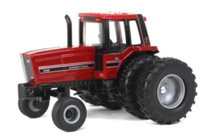 ERTL - Tracteur avec roues jumelées arrières – INTERNATIONAL 5488 - 1/64 - ER... - Picture 1 of 6
