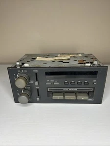 Pontiac 91 92 93 94 Delco Factory FM AM Cassette Player Stereo 16166202 - Picture 1 of 6