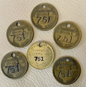 4 etichette di fabbrica vintage GREENFIELD TAG & DIE CORP Tool Checks #751; famoso produttore di utensili - Foto 1 di 2