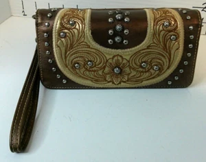 MONTANA WEST ~ WRISTLET ~ WALLET-Brown w/Embellishments - Picture 1 of 4