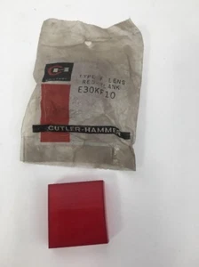 Lente con botón pulsador Cutler Hammer E30-KF10 E30 KF10 roja en blanco (I10) - Imagen 1 de 5