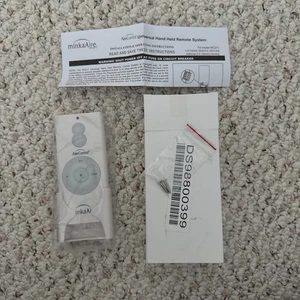 MinkaAire RC211 White Hand Held 32 Bit Airecontrol Ceiling Fan Remote System - Picture 1 of 3