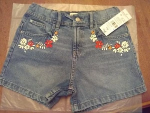 Tesco F&F kids Girls Denim Shorts Size 12-13yrs BRAND NEW/TAGGED rrp £14 - Picture 1 of 5