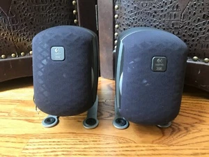 Juego de 2- Par de Altavoces Satélite Logitech THX - ¡Buen Sonido! - Imagen 1 de 11